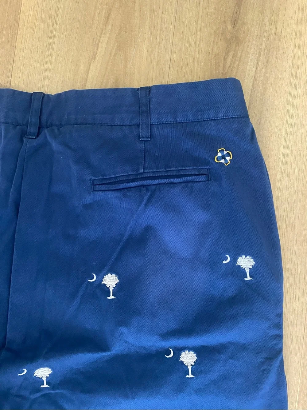 Castaway Nantucket Cisco Men's Flat Front Palm Embroidered Navy Shorts 36